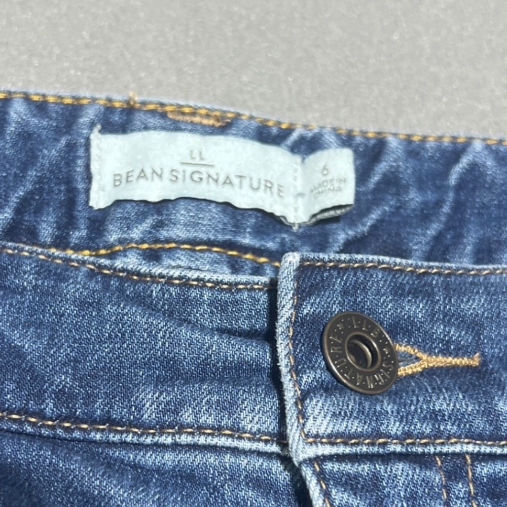 LL Bean Signature Modern Straight Leg Flannel Lined Jeans Blue Plaid Cuff 6 - Picture 3 of 14
